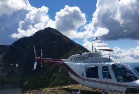Landing a helicopter on a mountain